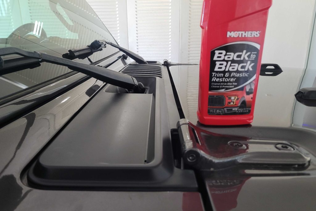 Mothers Back to Black Trim & Plastic Restorer Review - CarCareReviews